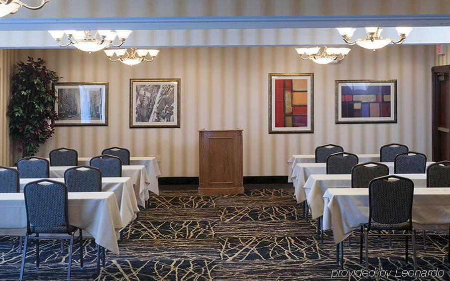 Holiday Inn Express Hotel & Suites Youngstown North-Warren/Niles By Ihg Afaceri foto