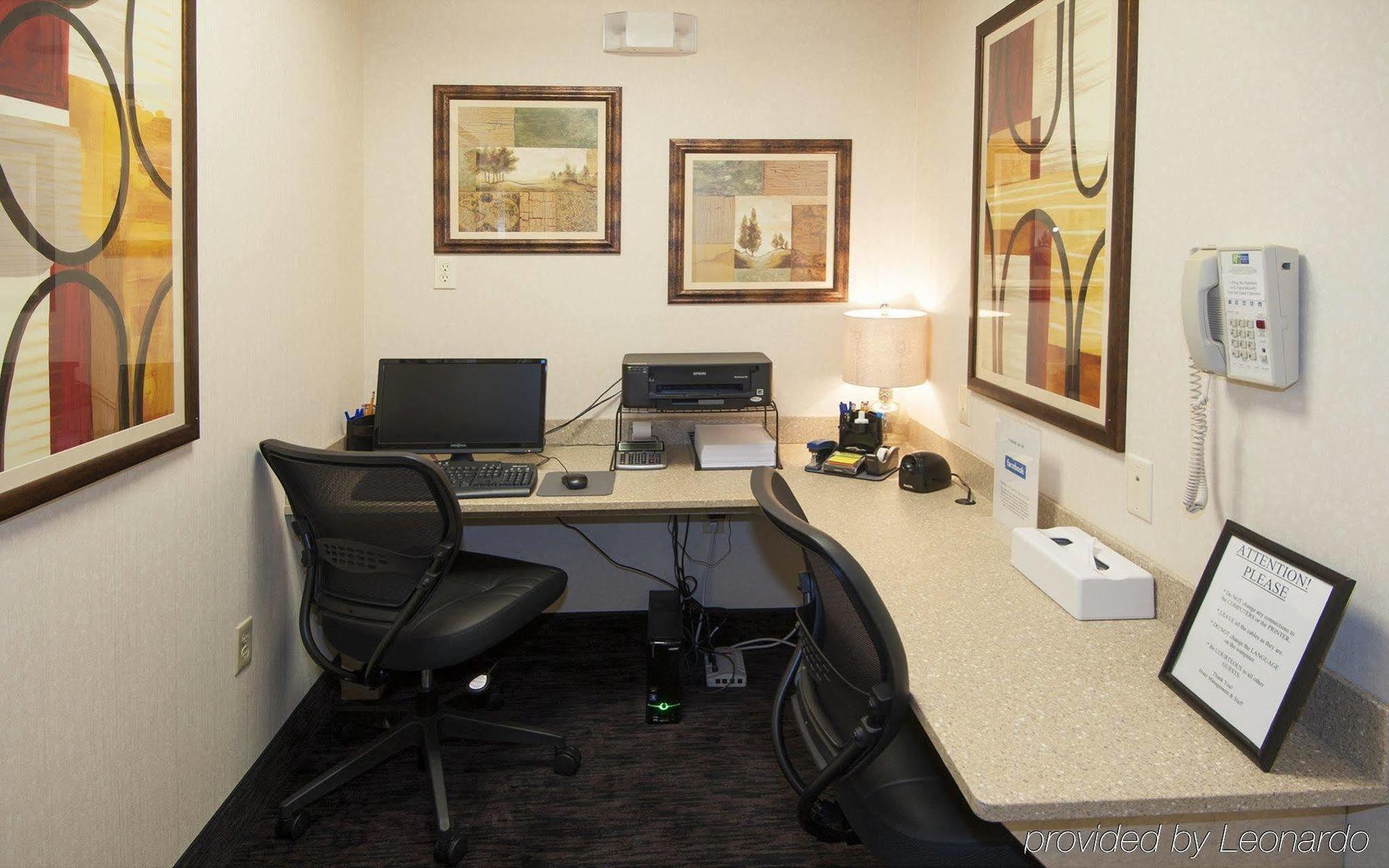 Holiday Inn Express Hotel & Suites Youngstown North-Warren/Niles By Ihg Facilități foto